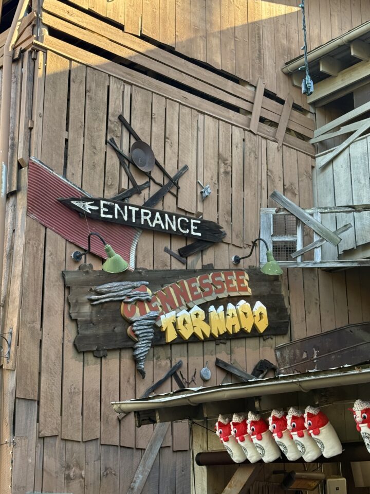 Tennessee Tornado Rollercoaster Dollywood Attraction
