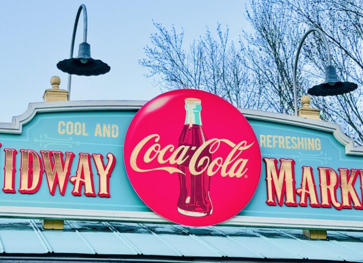Midway Market Dollywood Restaurant