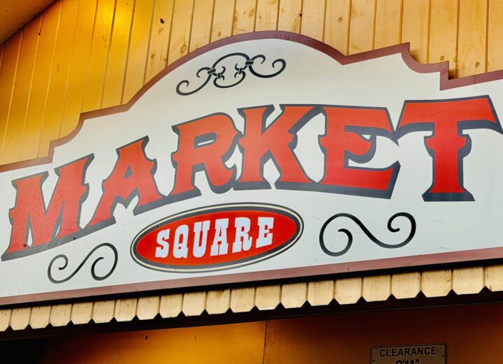 Market Square Restaurant Dollywood