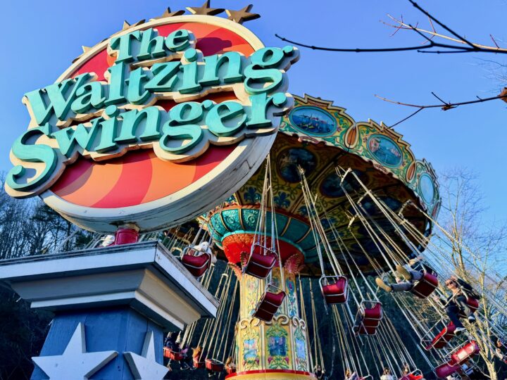 The Waltzing Swinger Dollywood Attraction