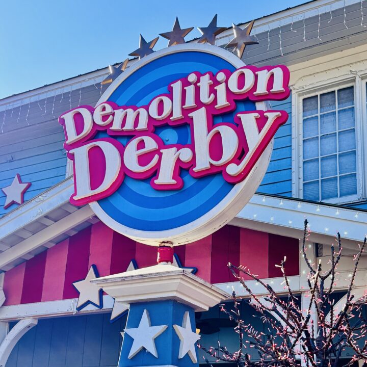 Demolition Derby Dollywood Attraction