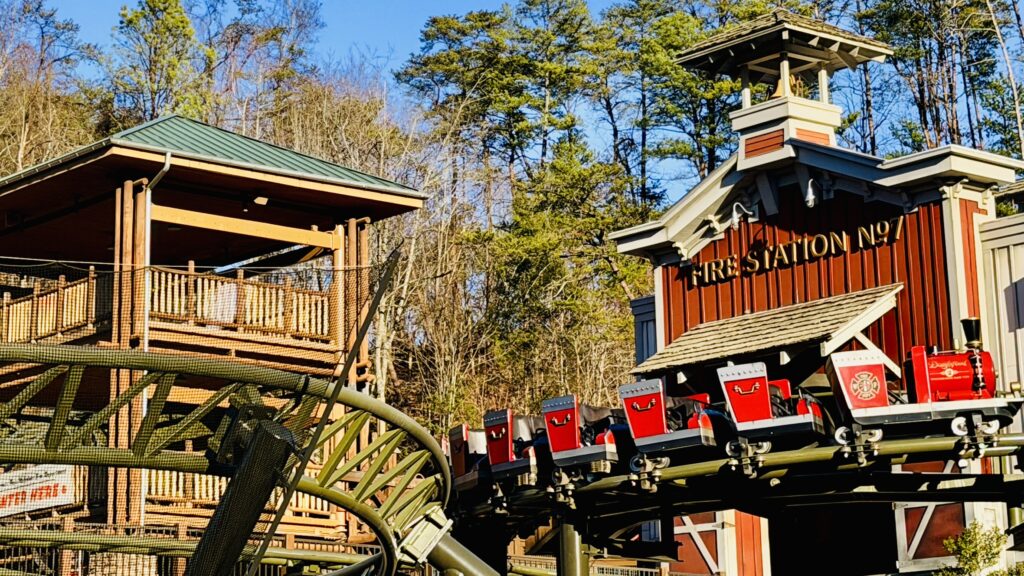 FireChaser Express at Dollywood | Dual-Launch Coaster in Wilderness Pass