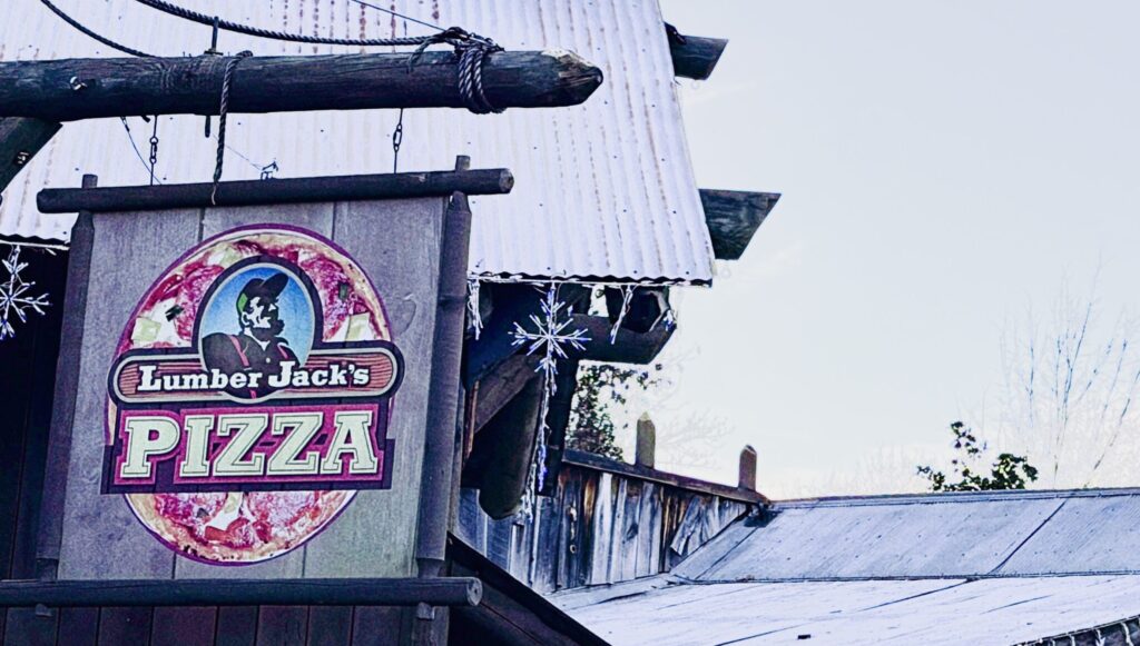 Lumber Jack Pizza Dollywood Restaurant