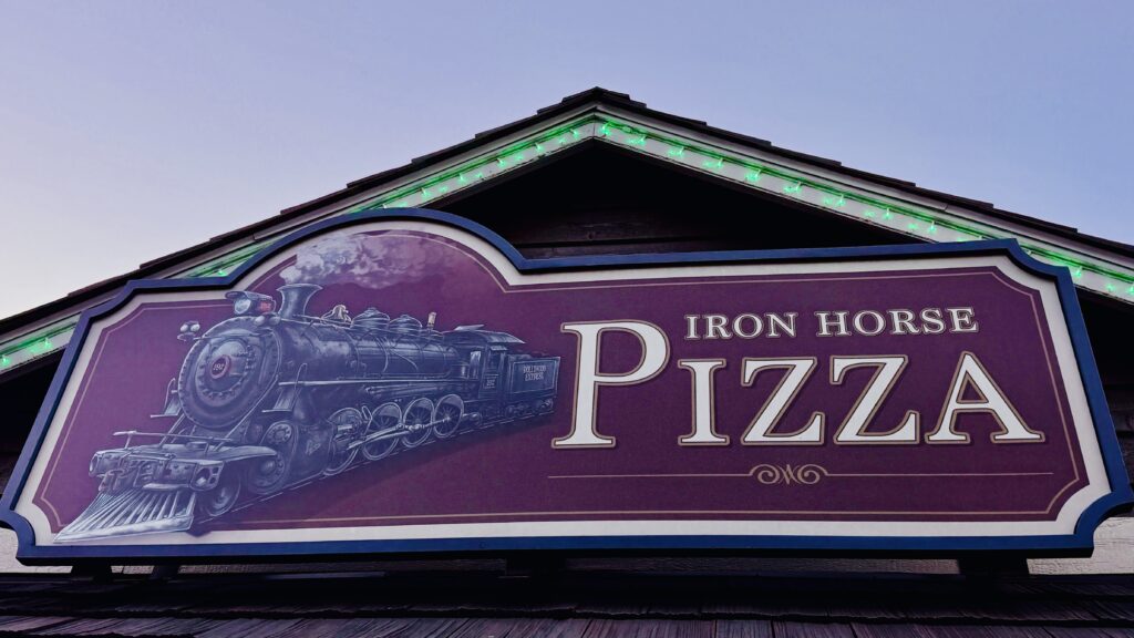 Iron Horse Pizza Restaurant Dollywood