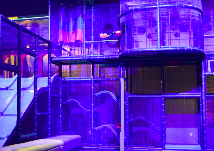 Hidden Hollow is an indoor play area in the Wildwood Grove area of Dollywood for little explorers